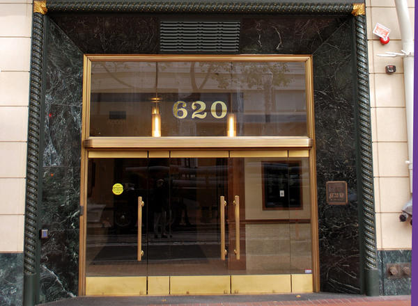 620 building along the new 5th Avenue Streetcar line